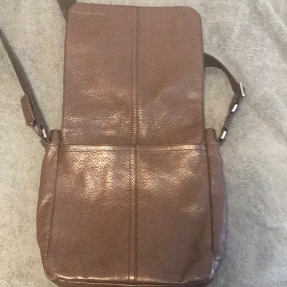 Leather coach messenger 100% authentic - Picture 4 of 5